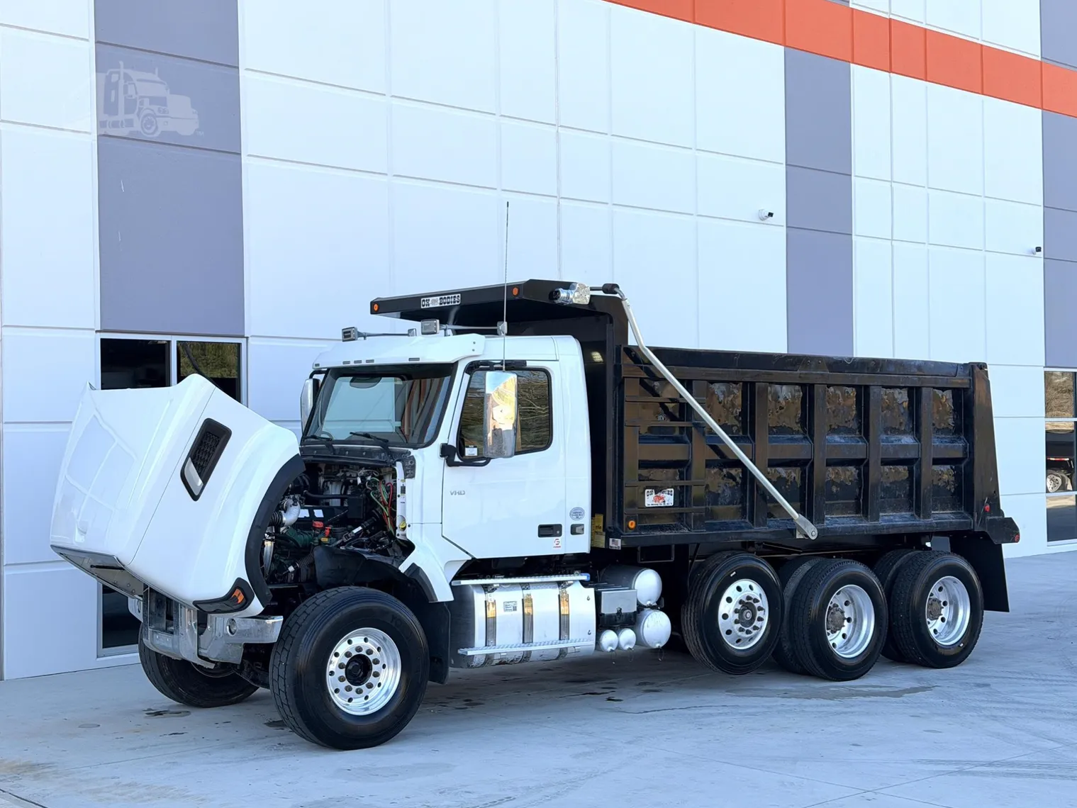 
								2022 VOLVO VHD84F200 full									