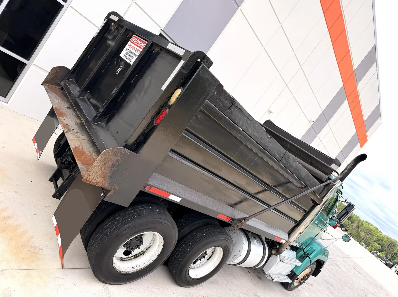 
								2015 WESTERN STAR 4700 full									