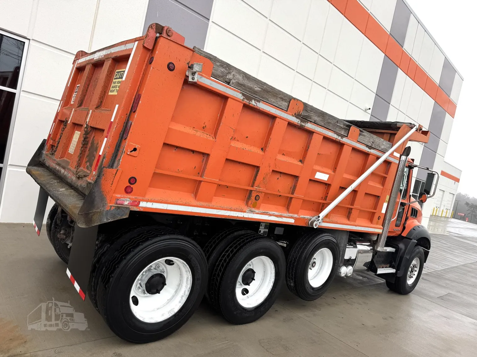 
								2016 MACK Granite GU813 full									