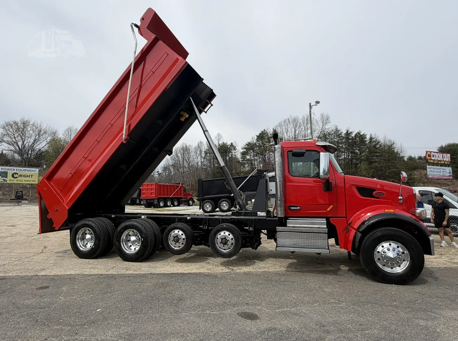 
								2022 PETERBILT 567 full									