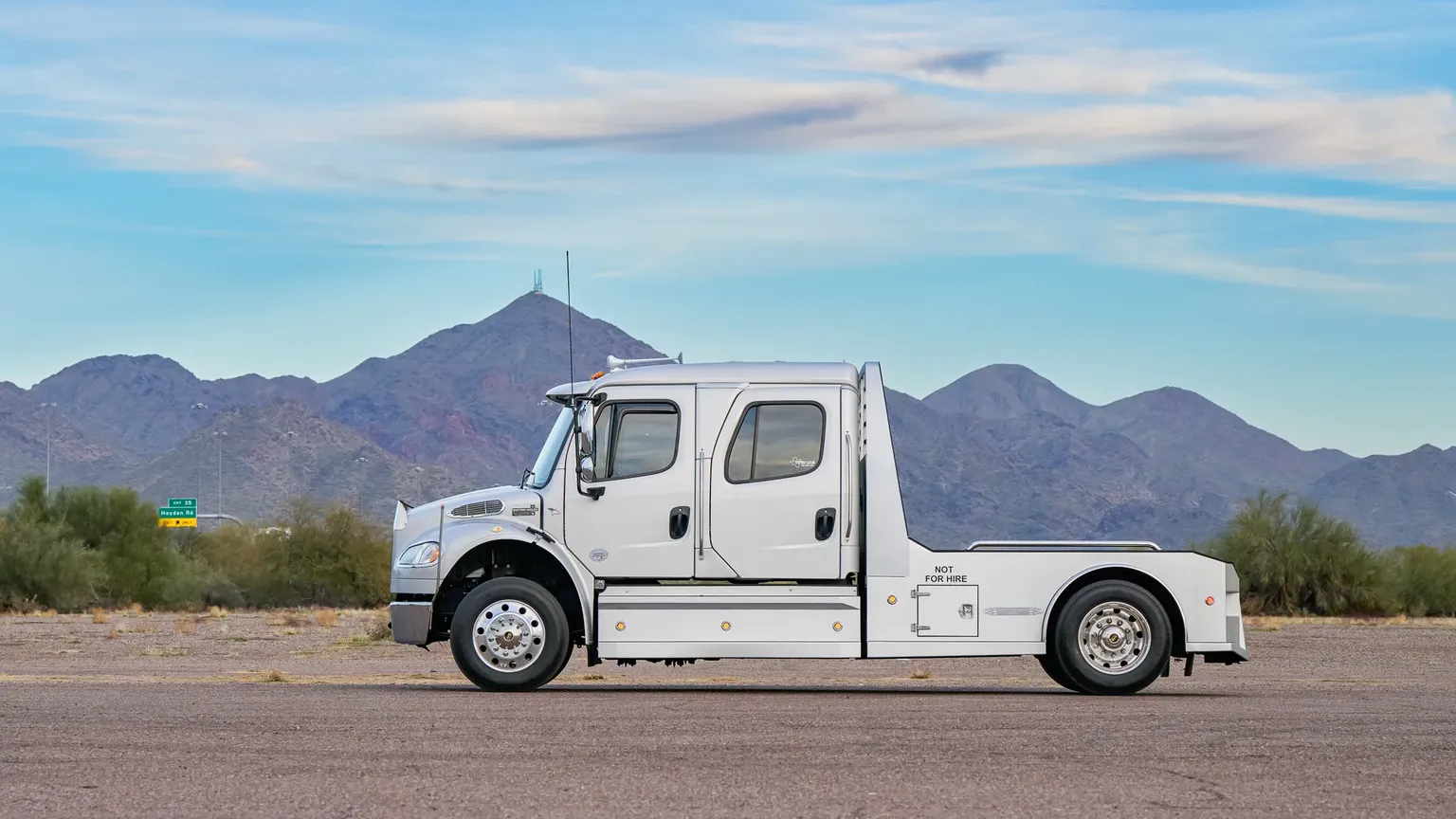 
								2020 Freightliner M2 106 full									