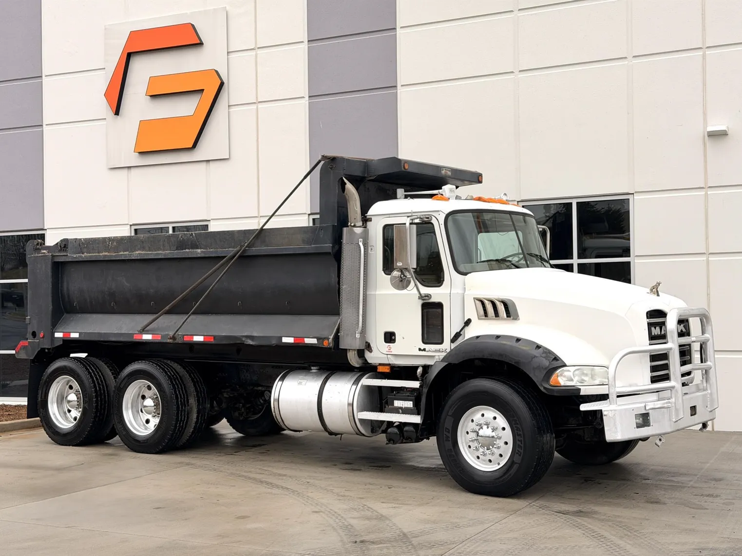 
								2006 MACK Granite CT713 full									
