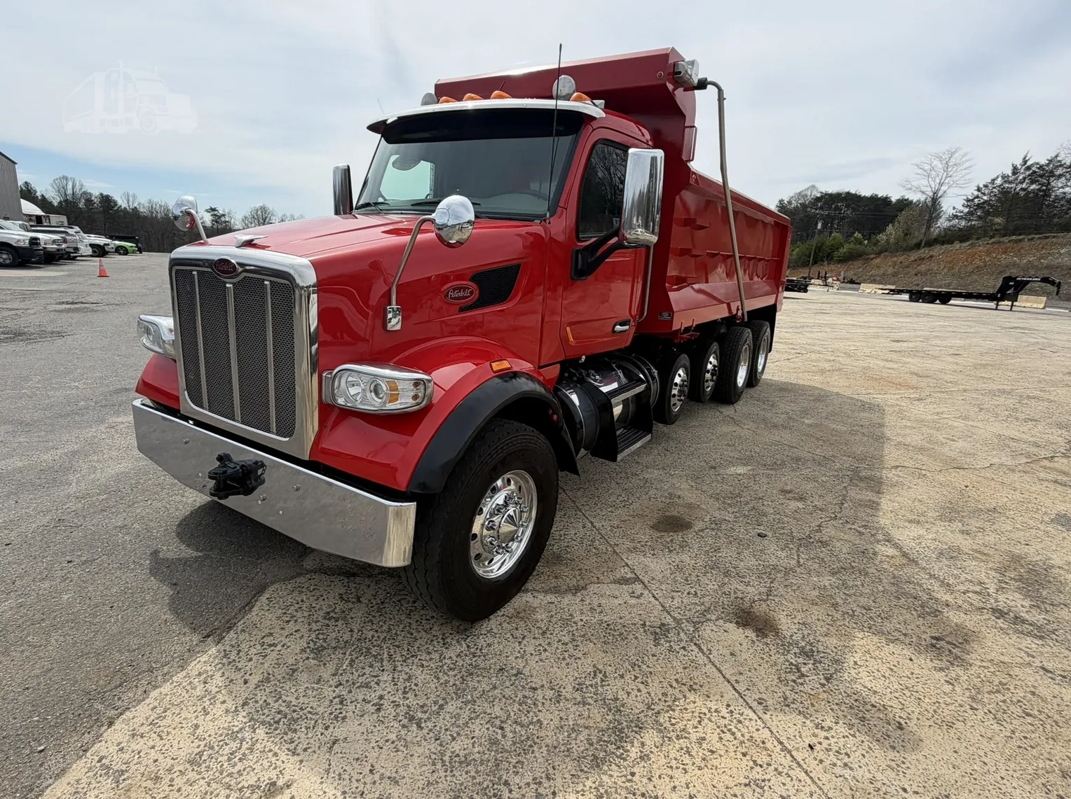 
								2022 PETERBILT 567 full									