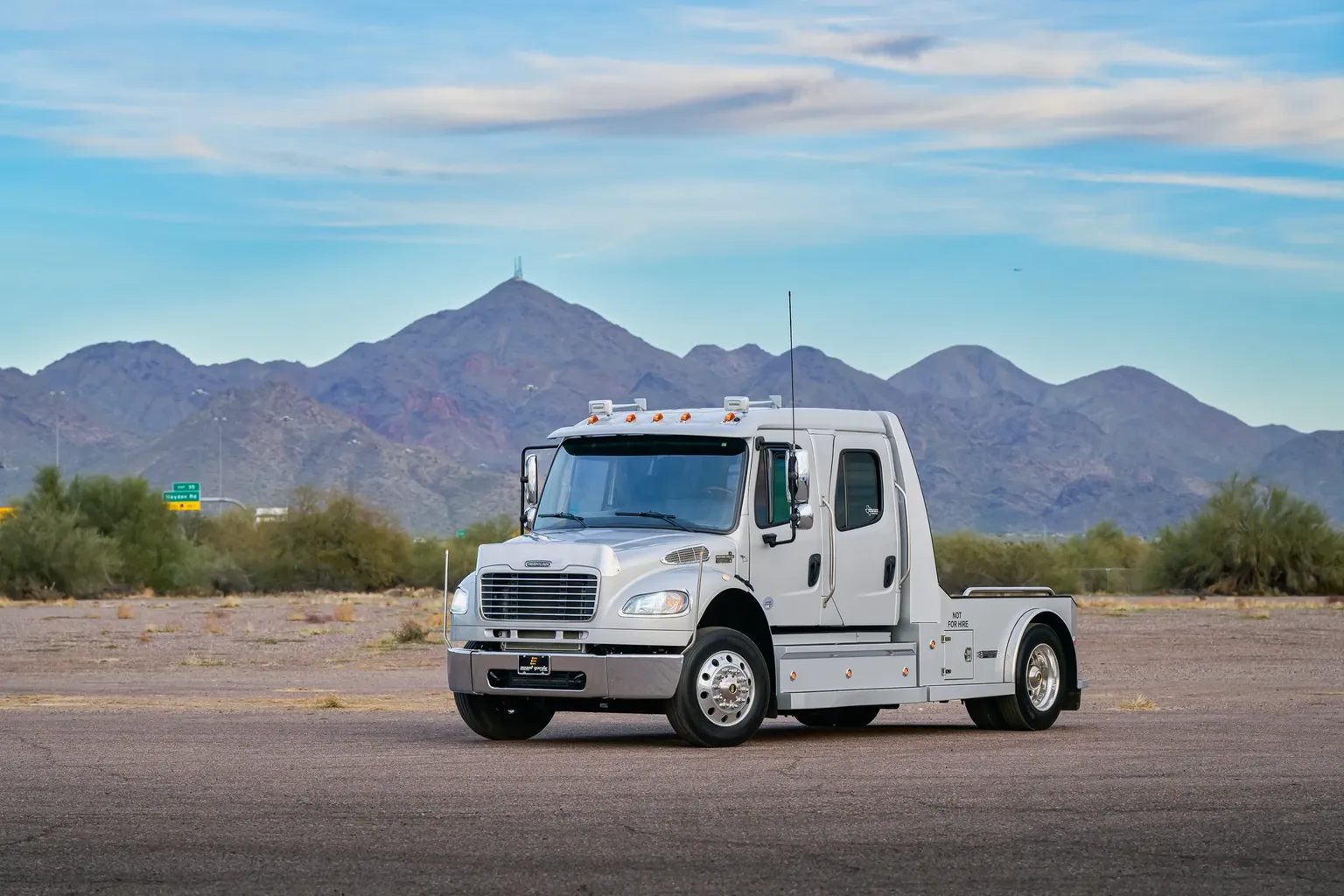 
								2020 Freightliner M2 106 full									