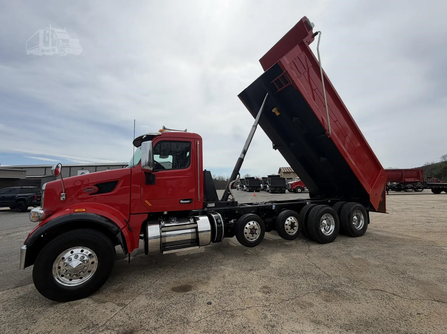
								2022 PETERBILT 567 full									