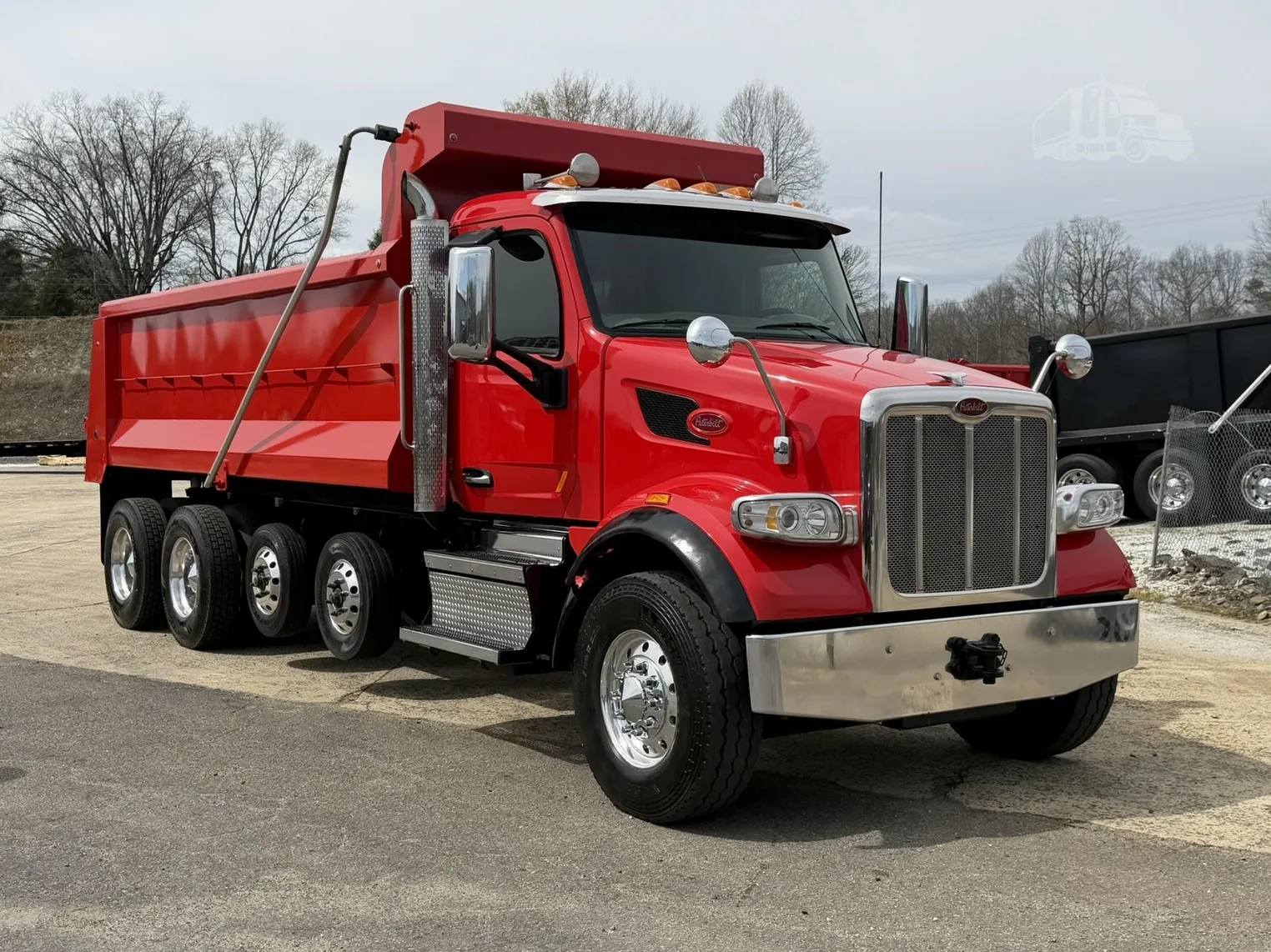 2022 PETERBILT 567