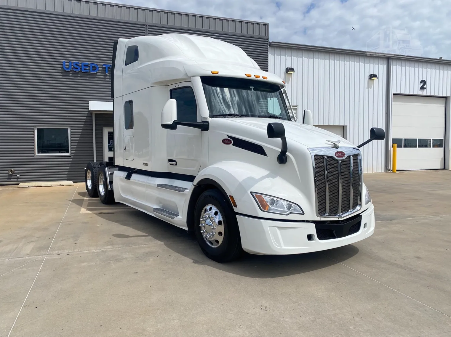 2022 PETERBILT 579