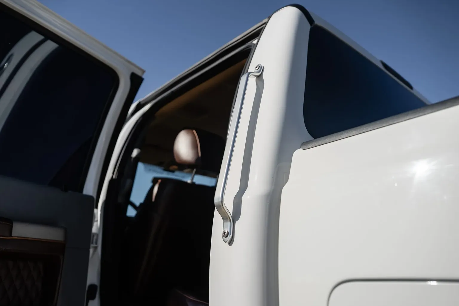 
								2017 Ford F-650 Super Duty Crew Cab full									