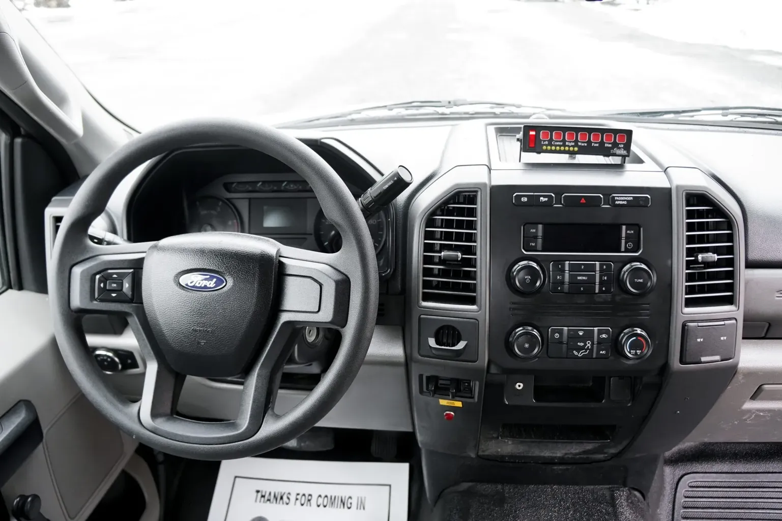 
								2017 Ford F-550 Super Duty XL full									