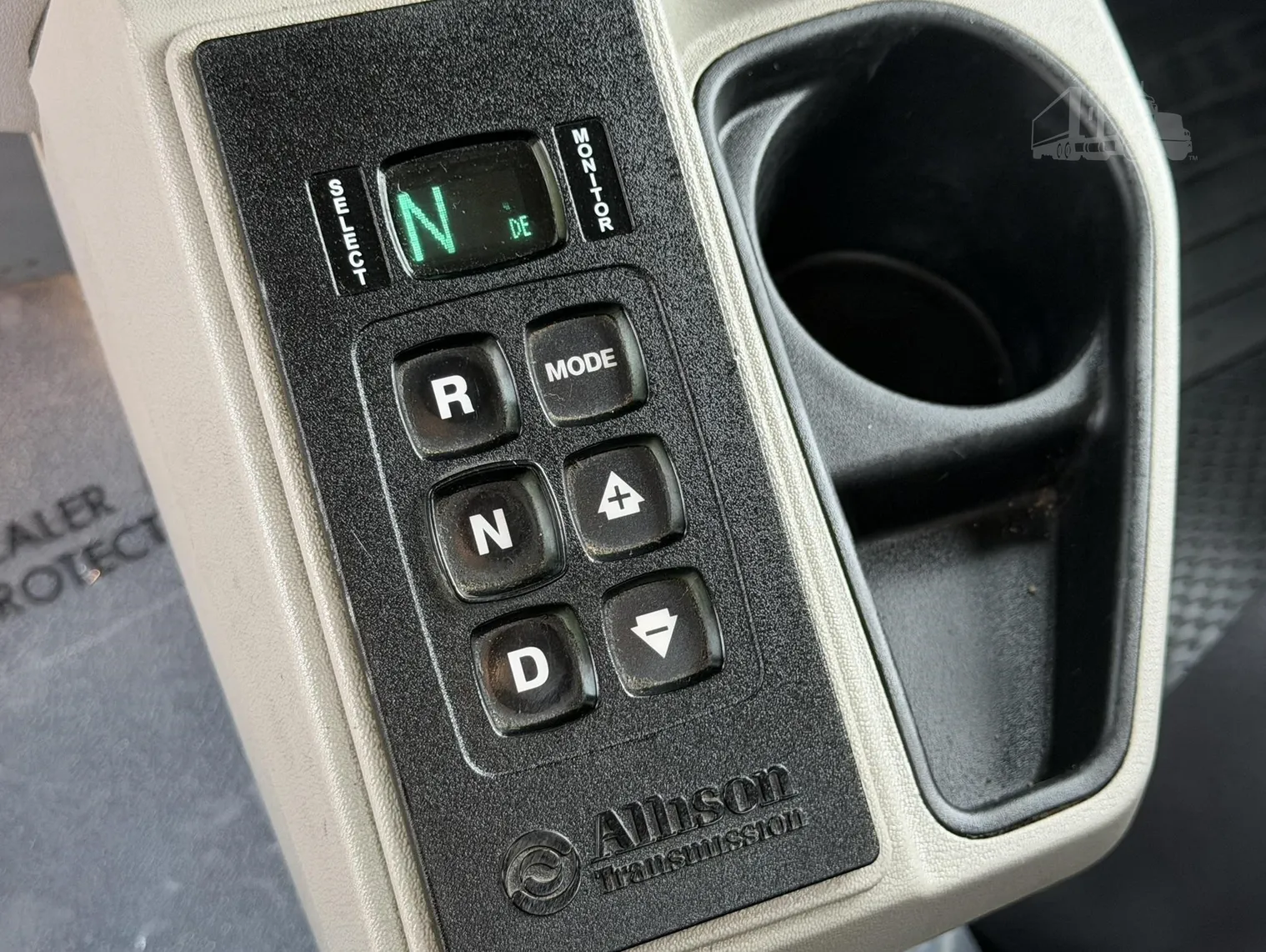 
								2022 PETERBILT 567 full									