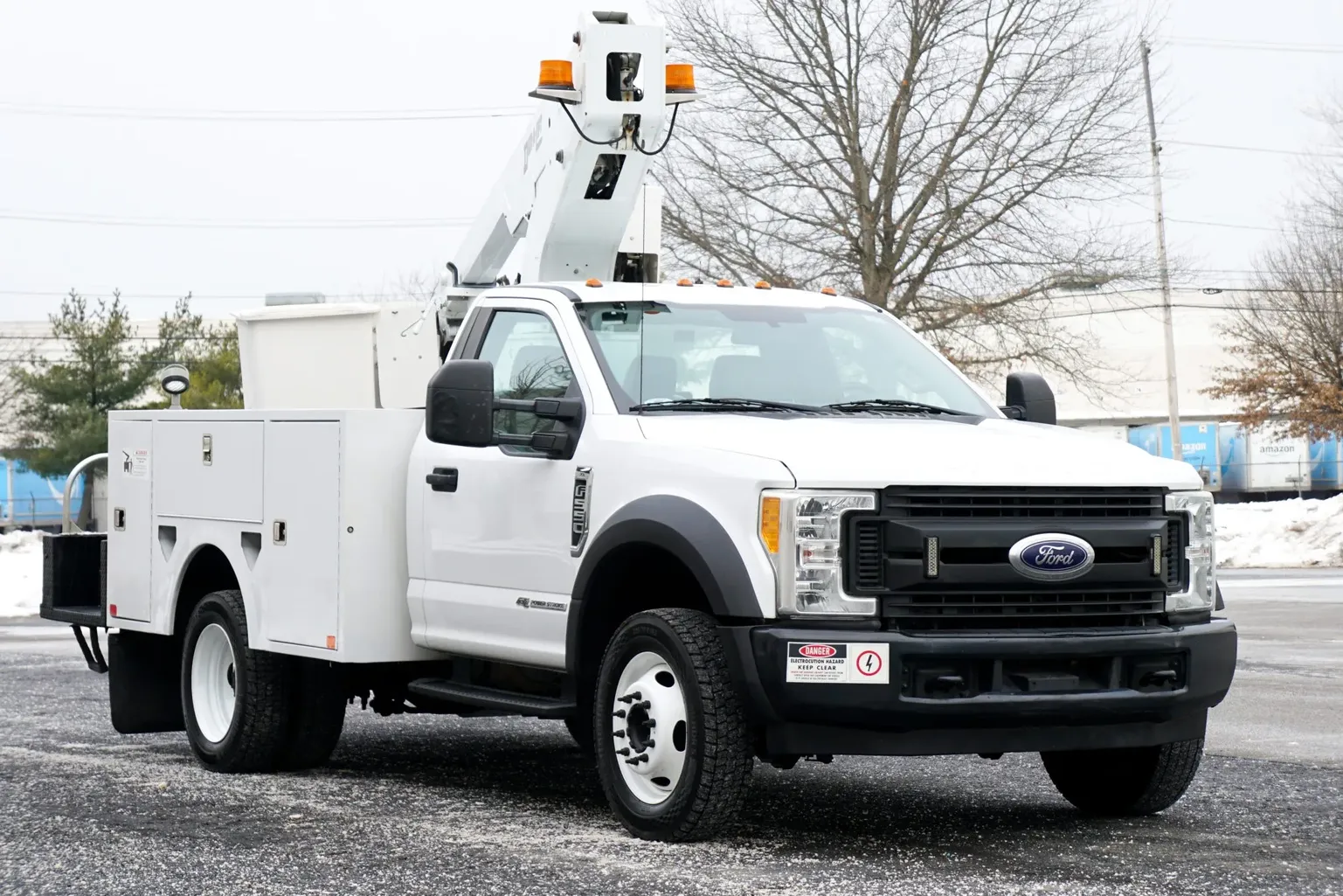 
								2017 Ford F-550 Super Duty XL full									