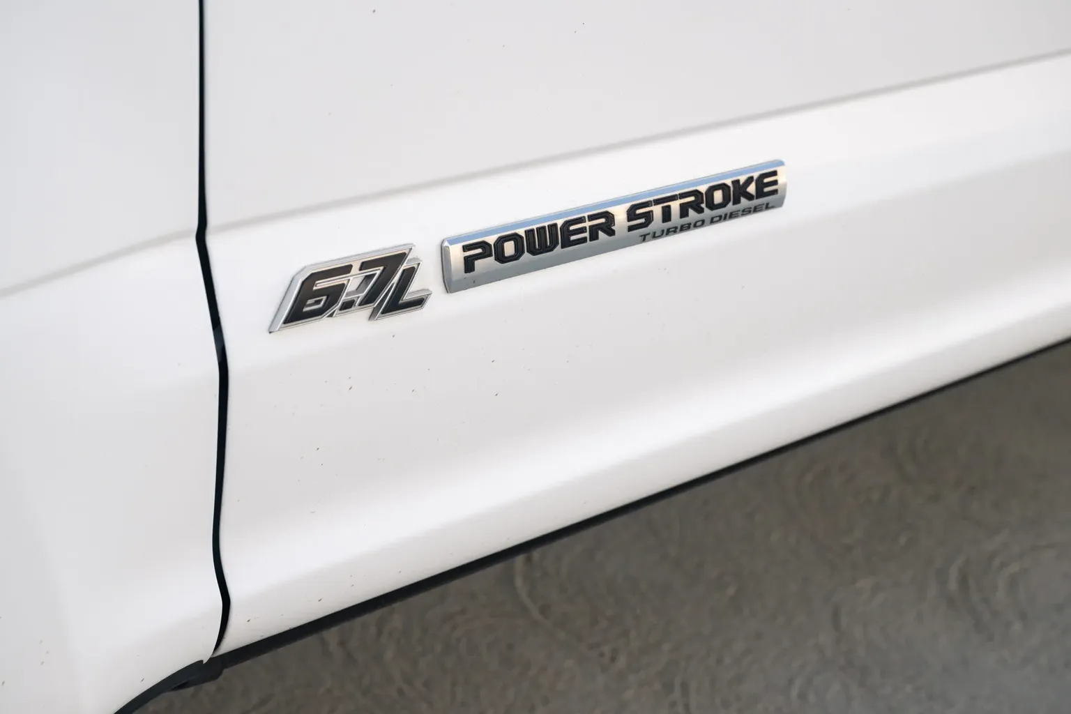 
								2020 Ford F-250 Super Duty full									