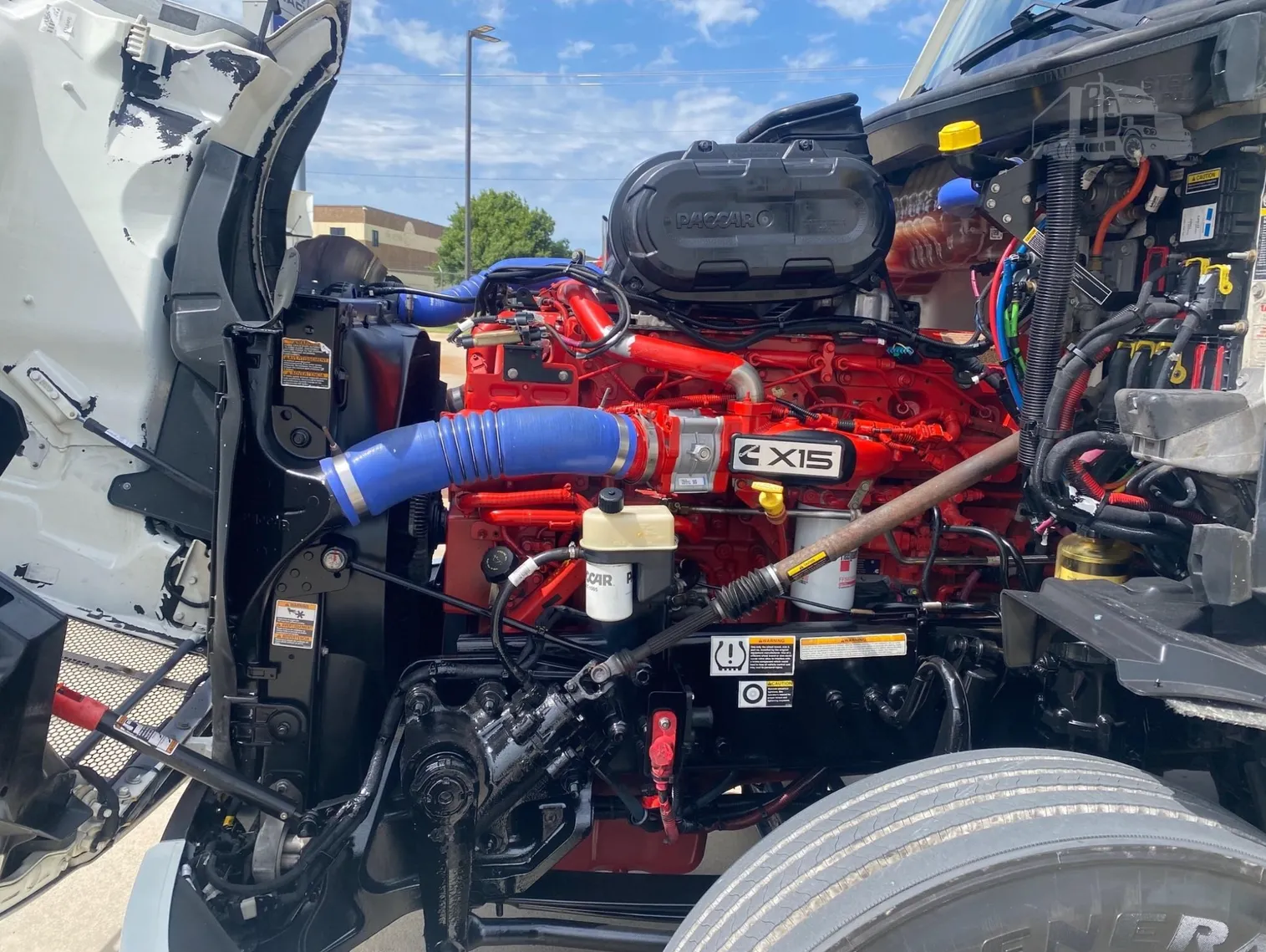 
								2022 PETERBILT 579 full									